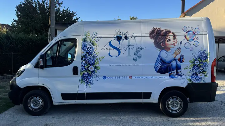 Wrapped balloon decoration van — work by MADEX print shop