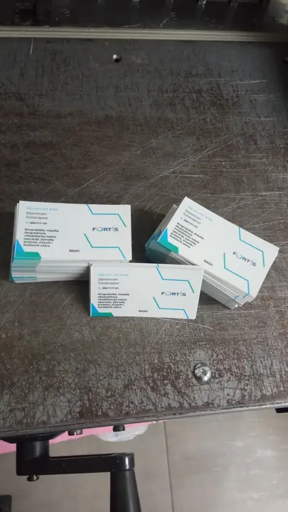 Business cards for a physiotherapy practice in Nikšić